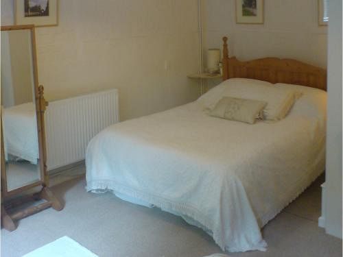The Riverbarn Guest House Fonthill Bishop Exterior foto